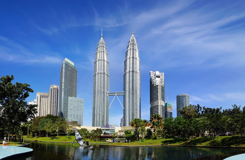 240_petronas-twin-towersjpg